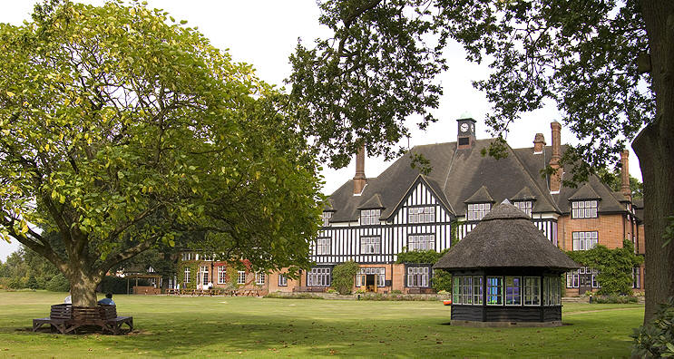 Queenswood School